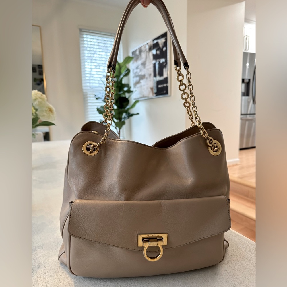 Salvatore Ferragamo Taupe Leather Shoulder Bag Metal Chain